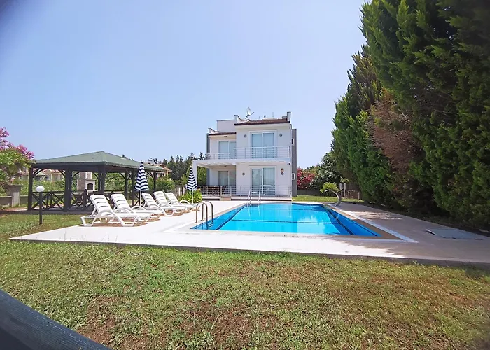 Lighthouse Tulip Villas Vila