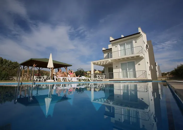 Lighthouse Tulip Villas